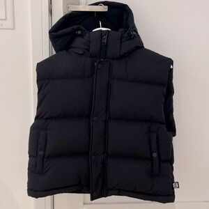 Aritzia THE SUPER PUFF™ SHORTY VEST